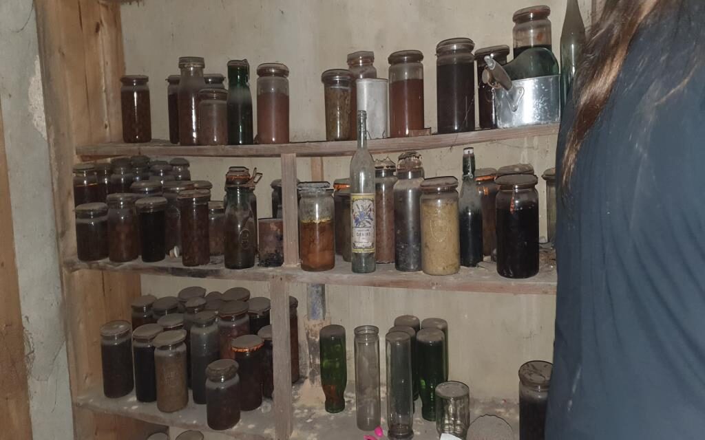 Maison Kirsh: Een Vergeten Plek van Grootheid en Verval