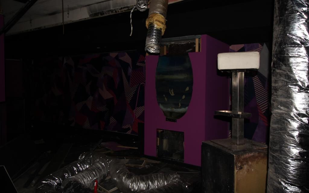 Twenty Twenty: Laatste Flitsen in een Donkere Nachtclub