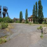 Mines de Charbon – Het Buitenterrein en de Mijnwerkerslift
