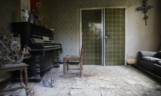 De Slapende Kroon van Mergel en Schaduw