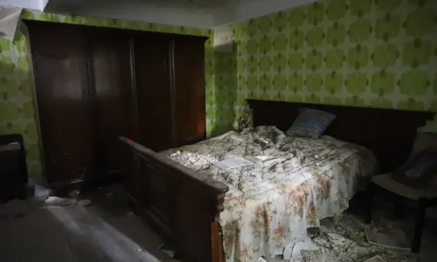 De Slapende Kroon van Mergel en Schaduw